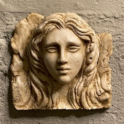 ALGAEA (Aglaia) .